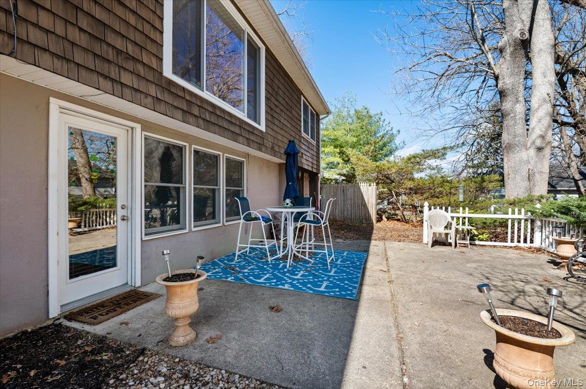 #18 photo, 41 Lakeside Drive, Centerport , NY 11721