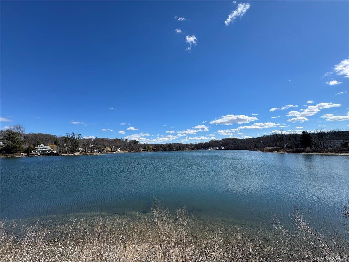 #3 photo, 41 Lakeside Drive, Centerport , NY 11721