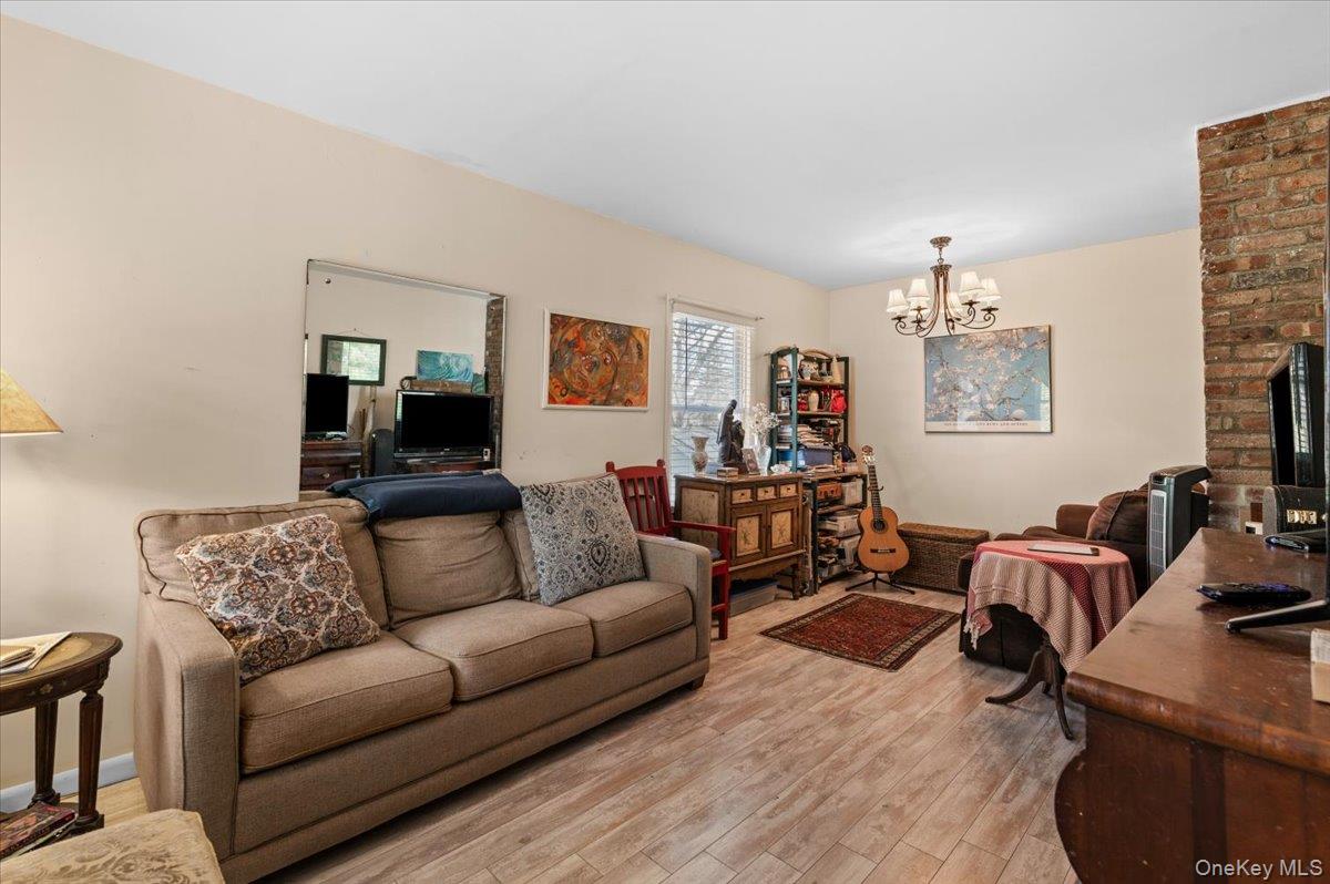 #6 photo, 41 Lakeside Drive, Centerport , NY 11721