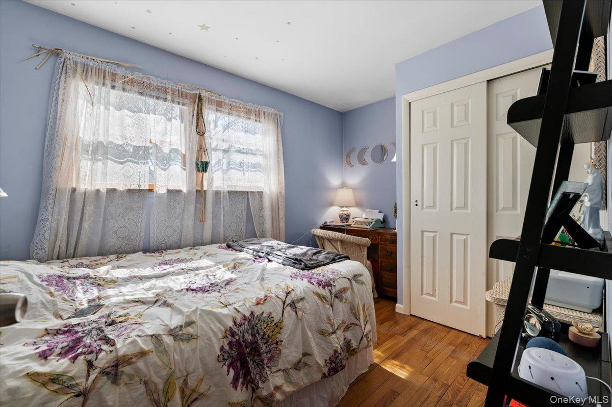 #8 photo, 41 Lakeside Drive, Centerport , NY 11721