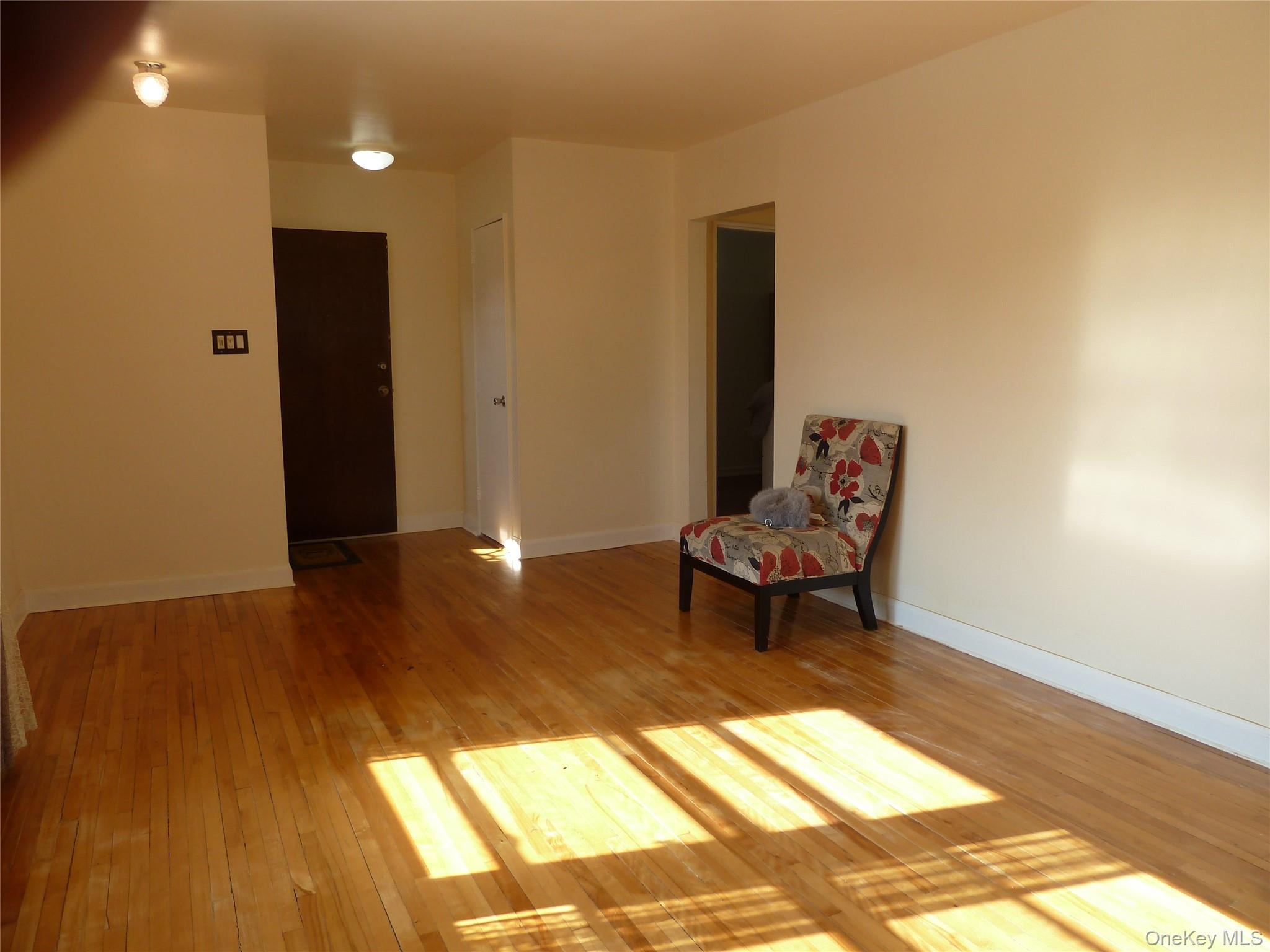 #4 photo, 25125 71st Avenue, Bellerose , NY 11426