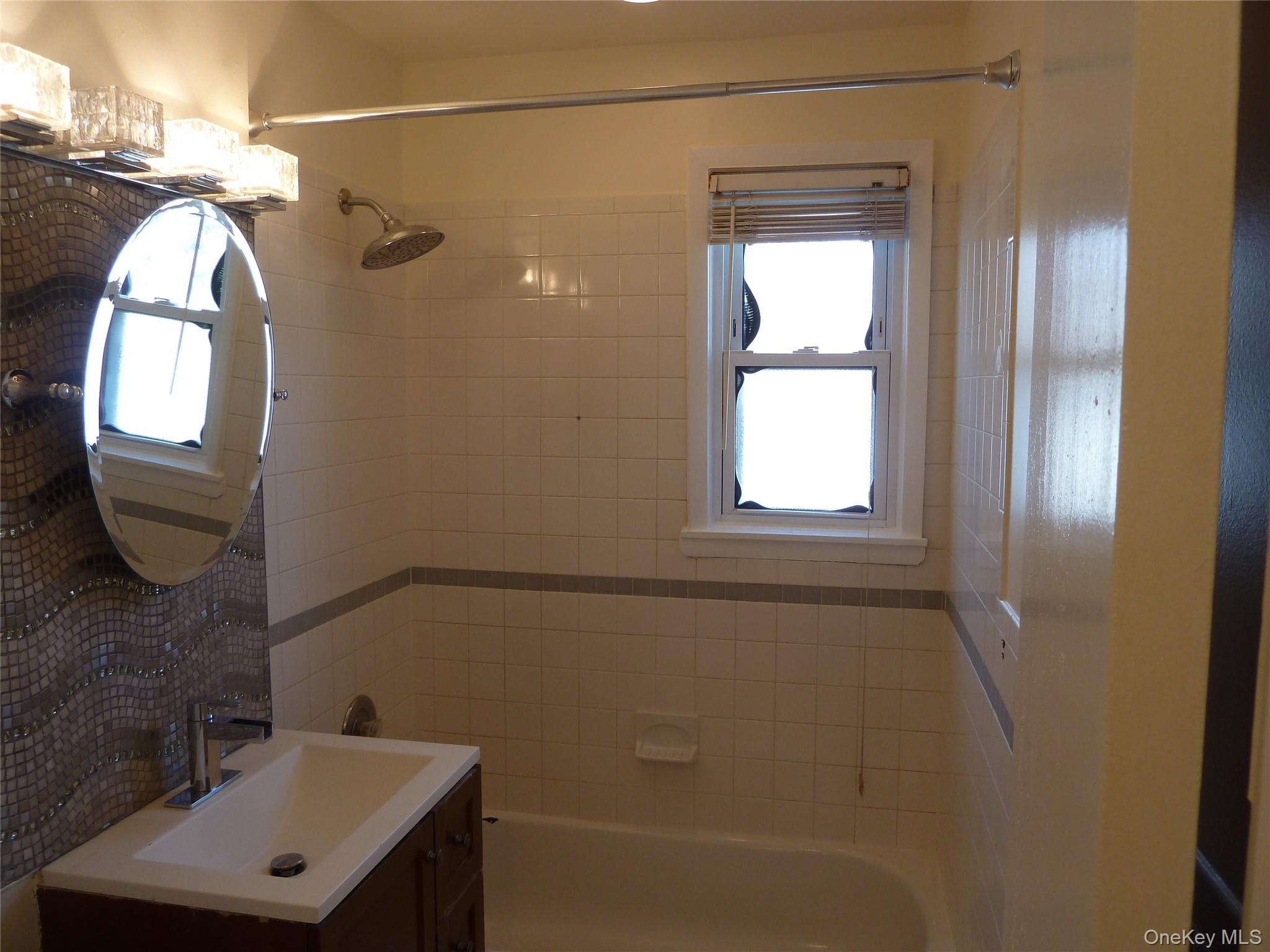 #9 photo, 25125 71st Avenue, Bellerose , NY 11426