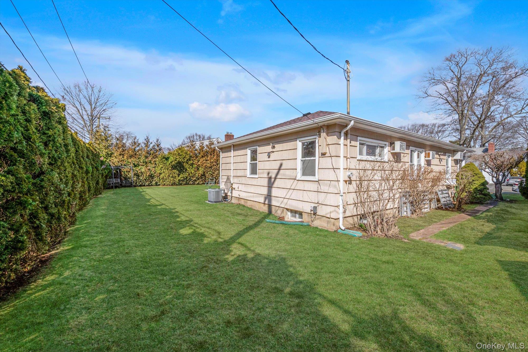 #20 photo, 40 Vassar Street, ناسو Garden City , NY 11530