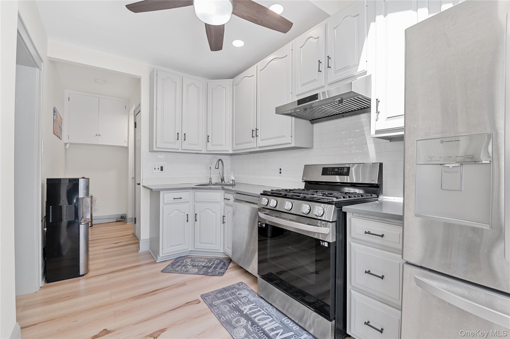 #9 photo, 408 Wellington Road, Mineola , NY 11501