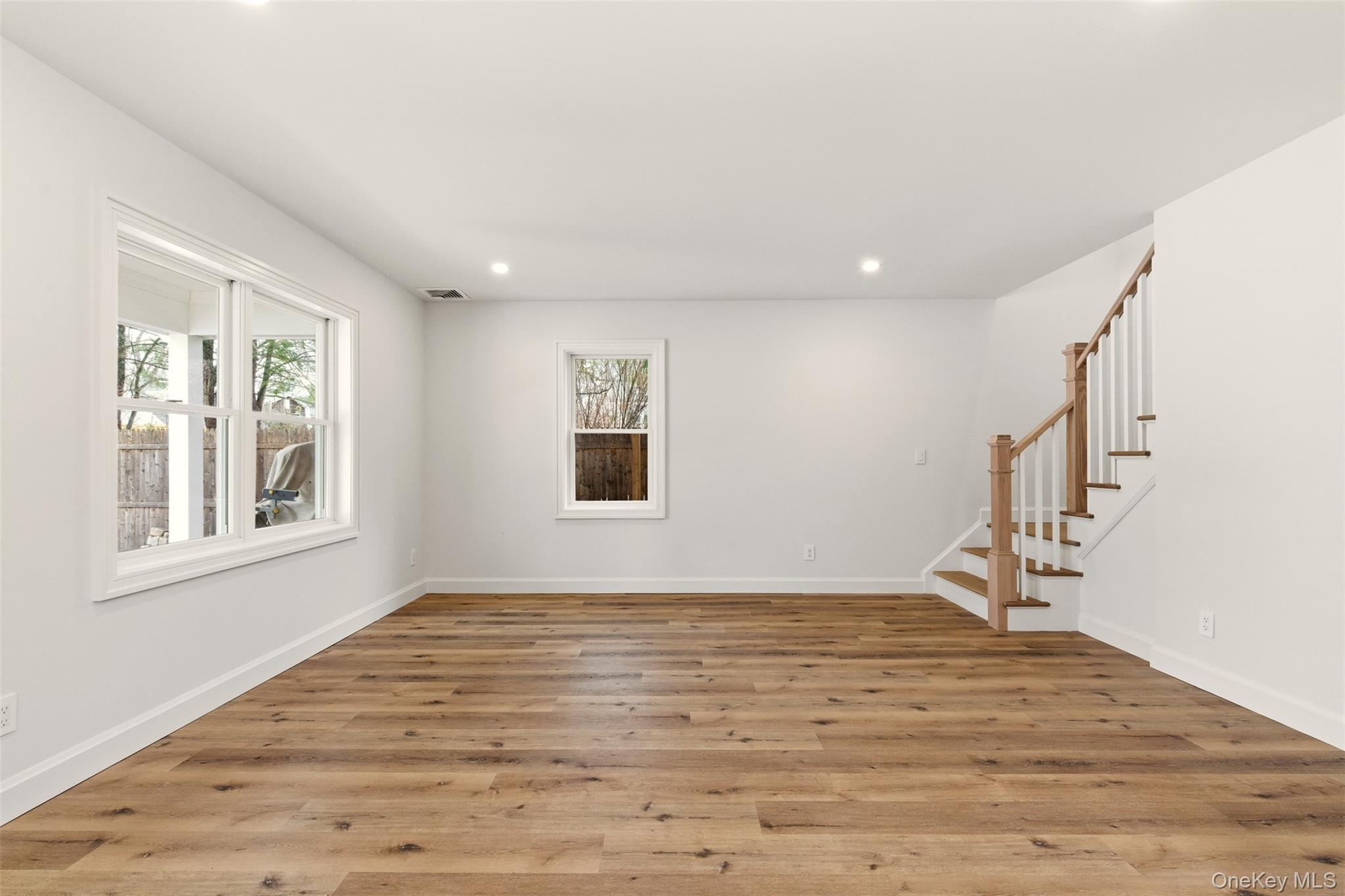 #5 photo, 98 Burt Avenue, Northport , NY 11768