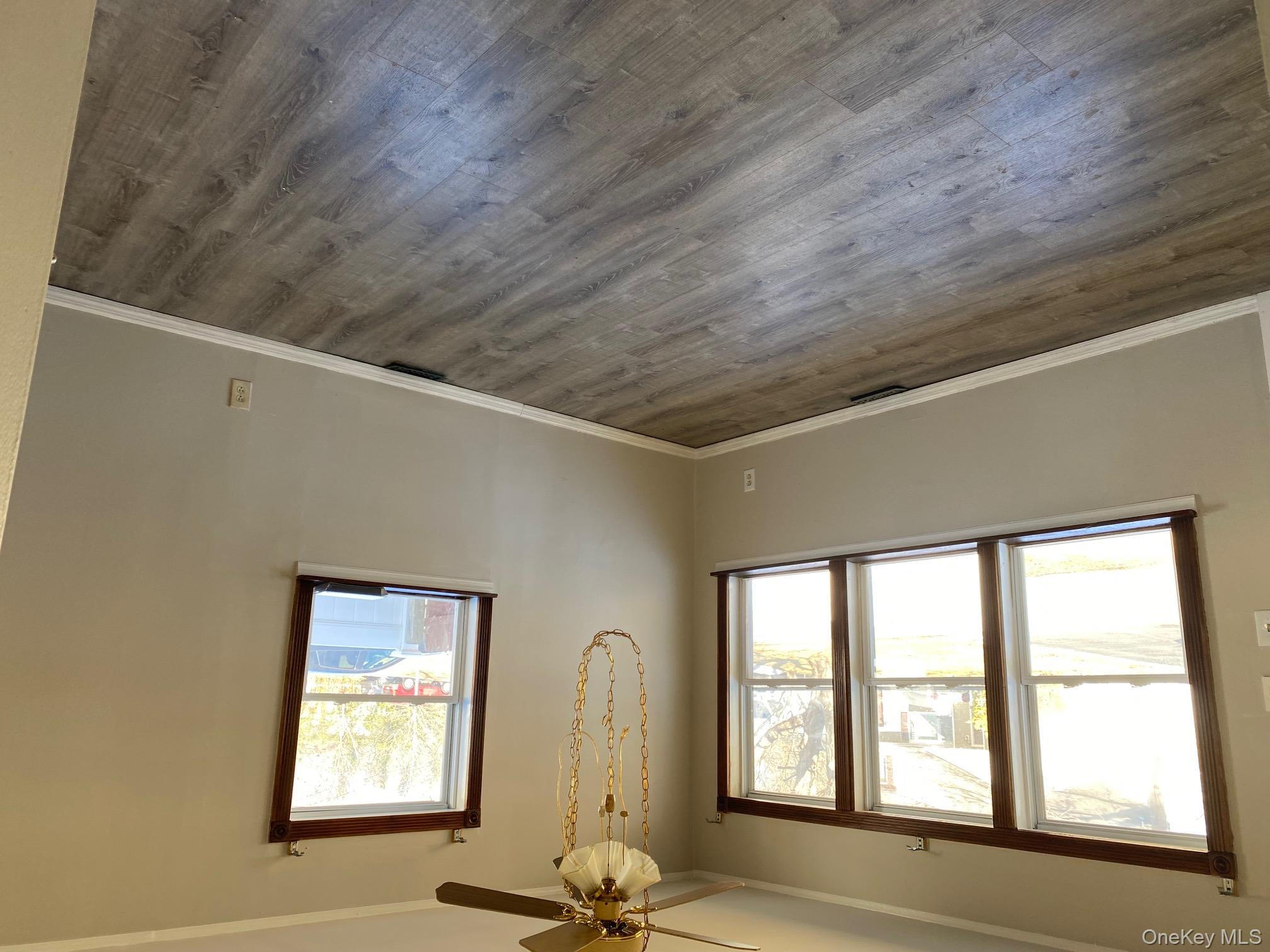 #8 photo, 9 Beechwood Drive, سوفولك Shirley , NY 11967