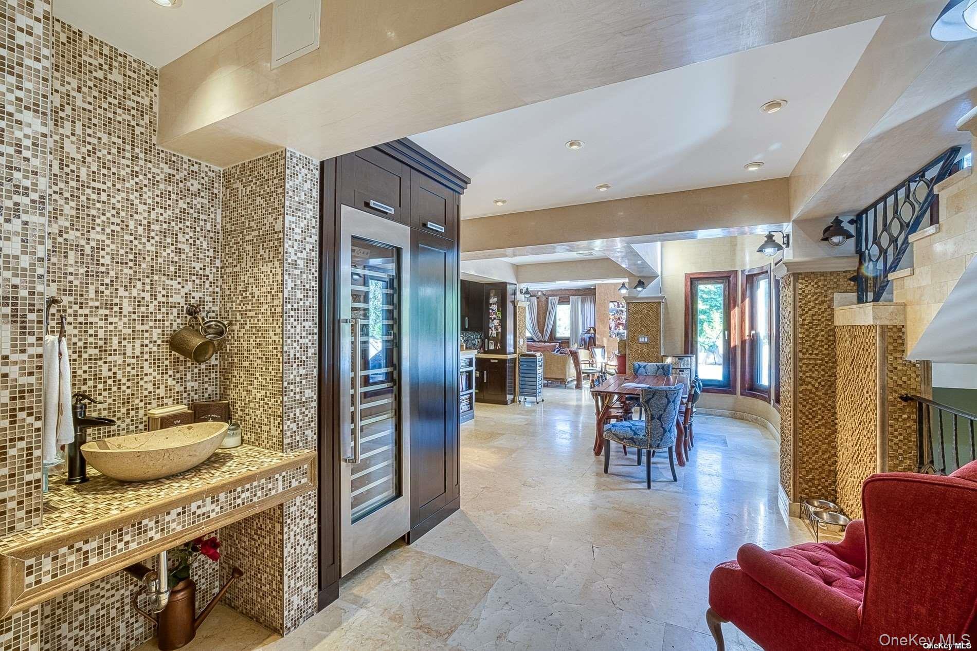 #8 photo, 959 S End Road, Woodmere , NY 11598