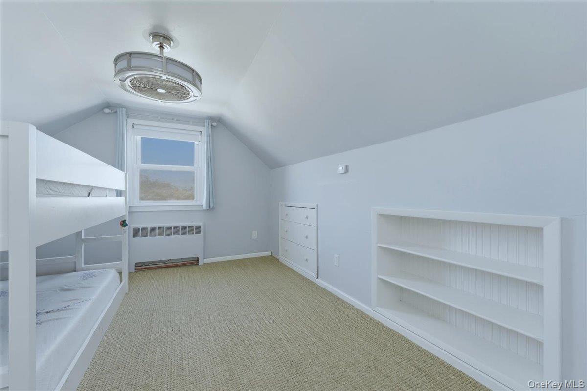 #14 photo, 308 Moore Avenue, नासाउ काउंटी Oceanside , NY 11572