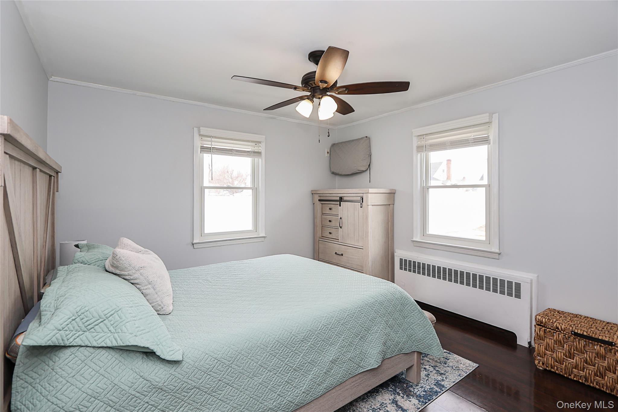 #12 photo, 75 Riverside Avenue, מחוז נסאו Merrick , NY 11566