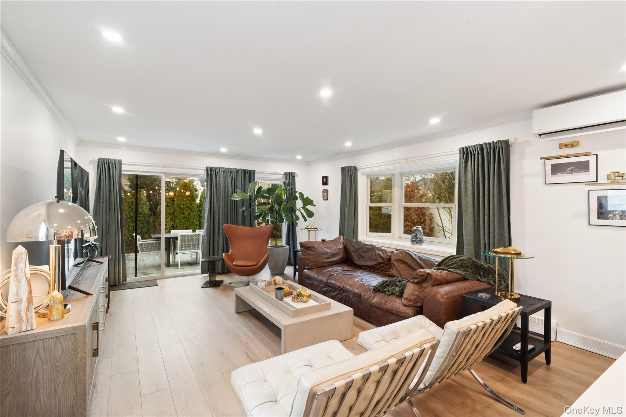 #12 photo, 2552 Woodland Avenue, Нассау ‖ Wantagh , NY 11793