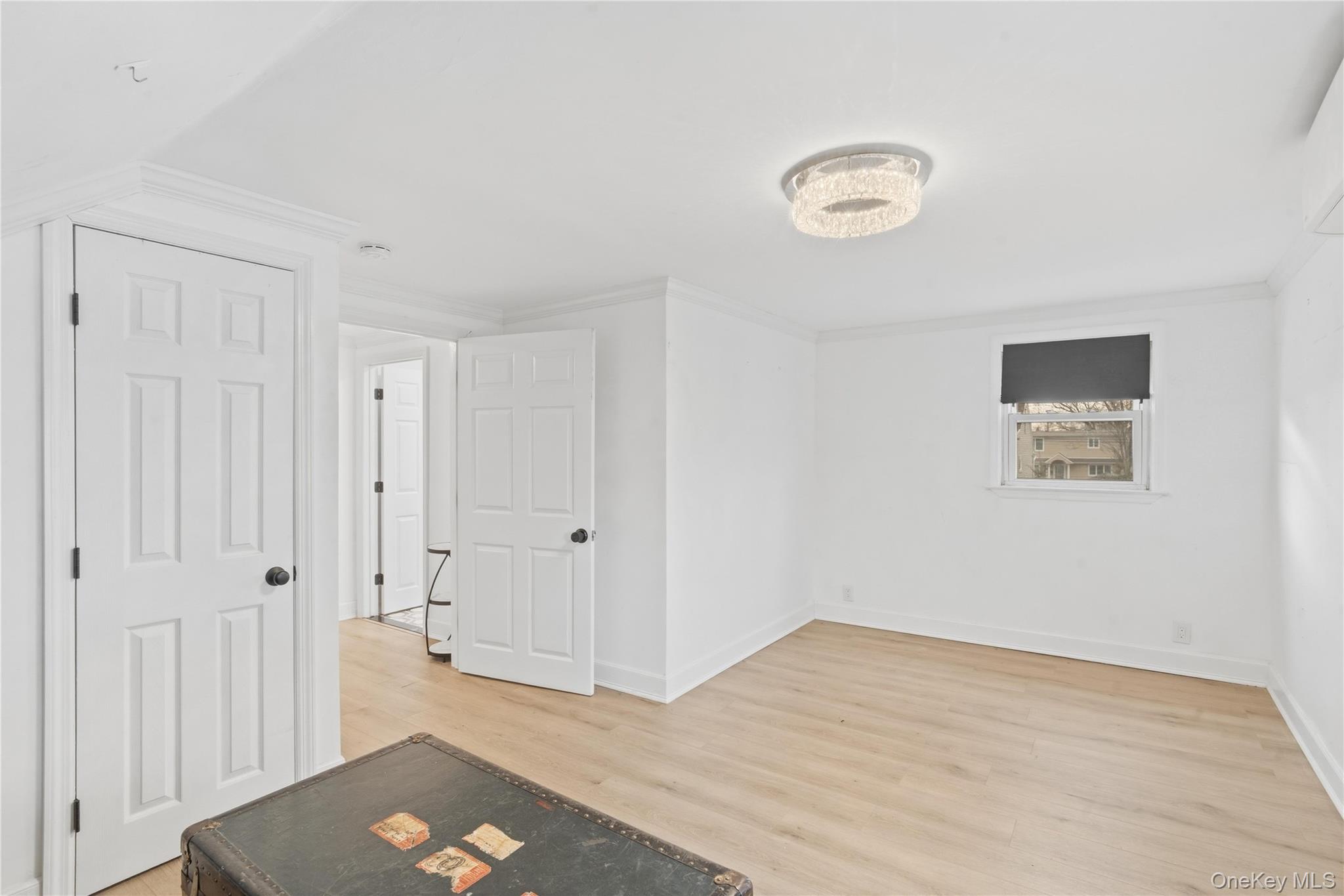 #18 photo, 2552 Woodland Avenue, Нассау ‖ Wantagh , NY 11793