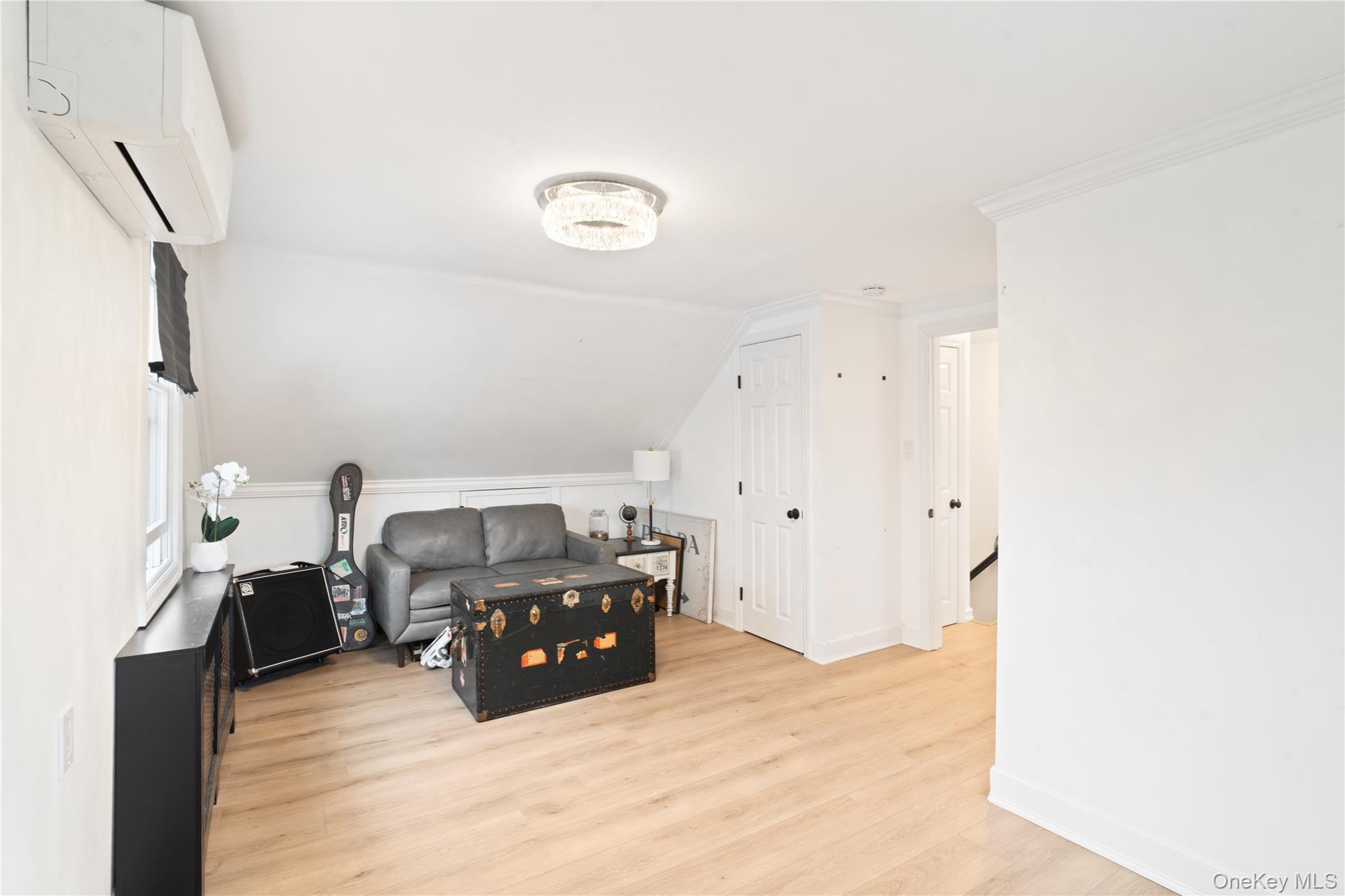 #19 photo, 2552 Woodland Avenue, Нассау ‖ Wantagh , NY 11793