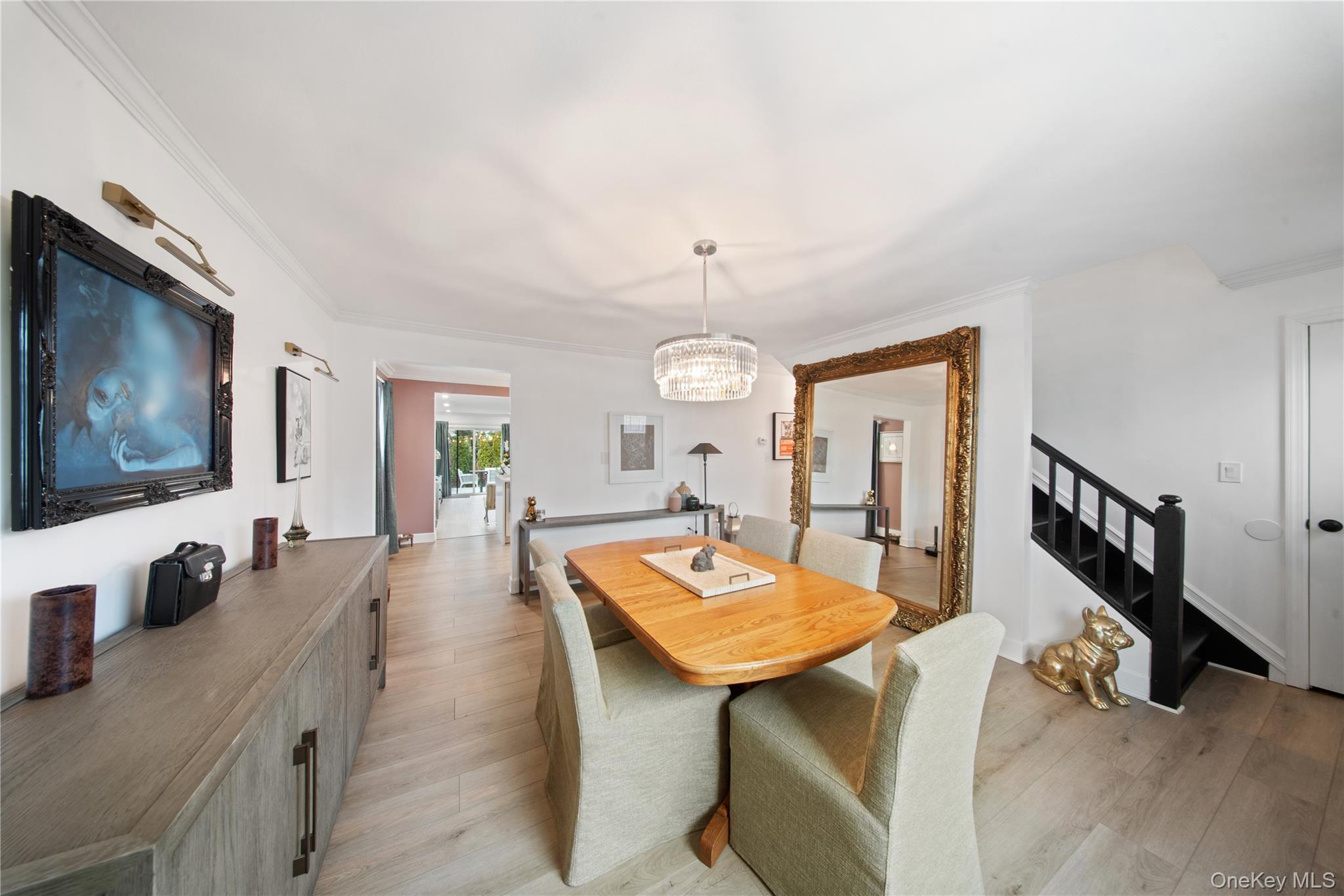 #4 photo, 2552 Woodland Avenue, Нассау ‖ Wantagh , NY 11793