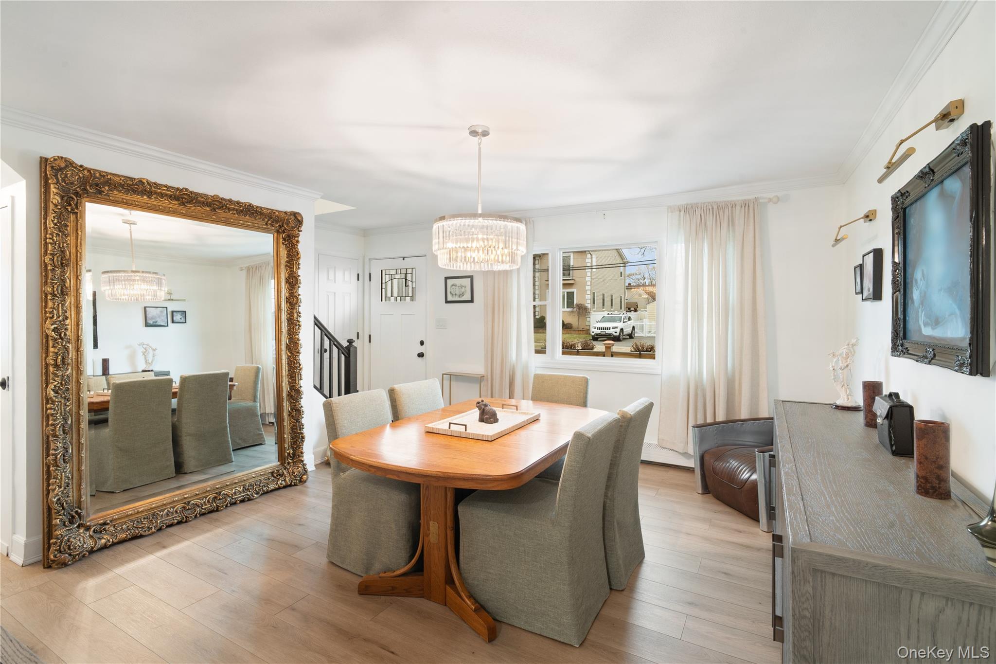 #5 photo, 2552 Woodland Avenue, Нассау ‖ Wantagh , NY 11793