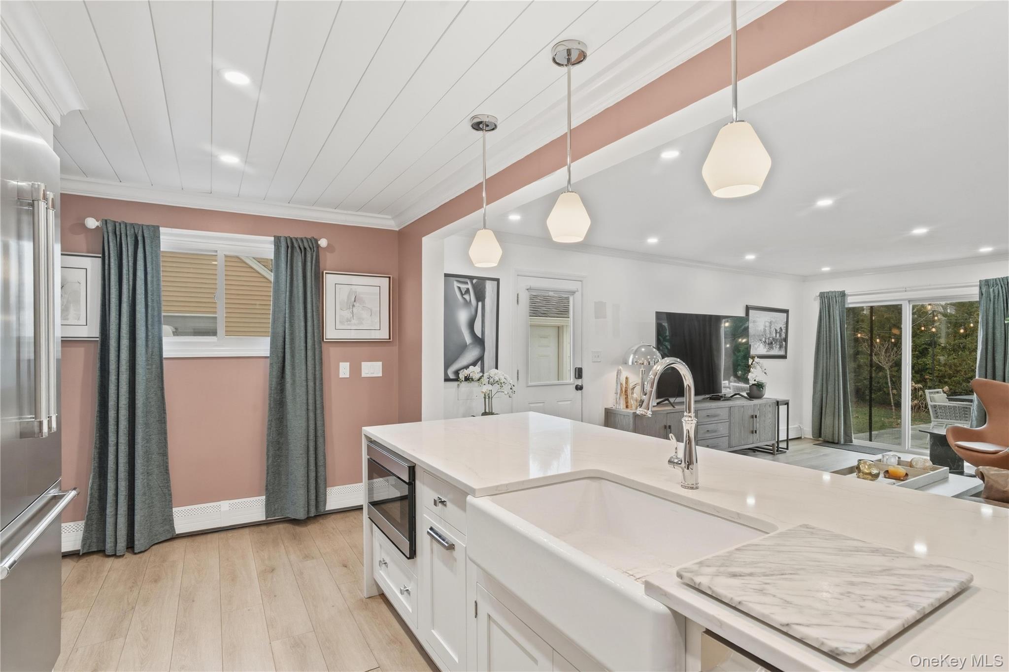 #7 photo, 2552 Woodland Avenue, Нассау ‖ Wantagh , NY 11793