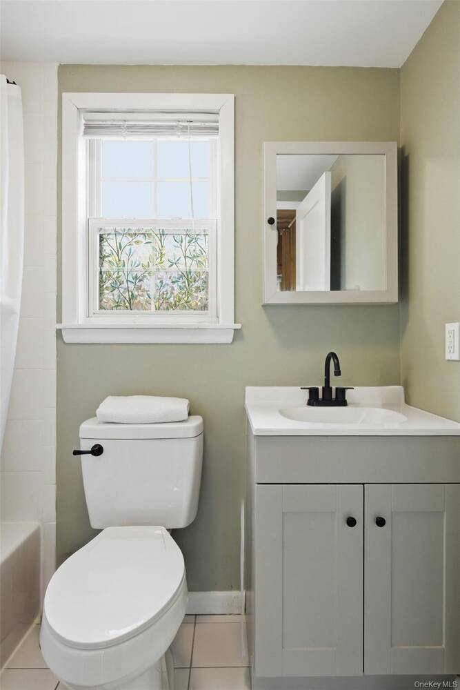 #11 photo, 66 Chestnut Avenue, Setauket , NY 11733