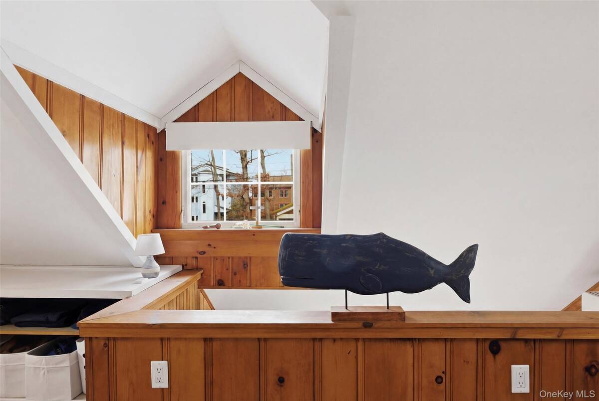 #13 photo, 66 Chestnut Avenue, Setauket , NY 11733