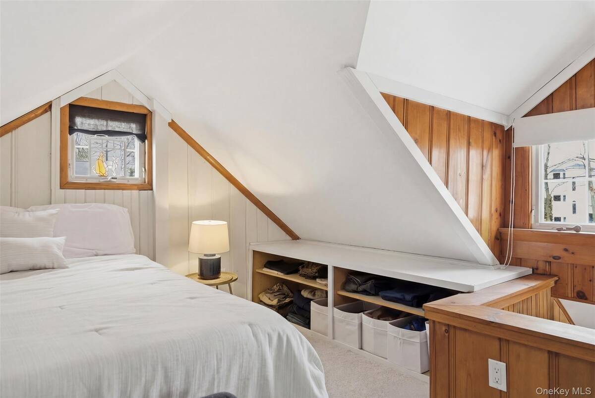 #14 photo, 66 Chestnut Avenue, Setauket , NY 11733