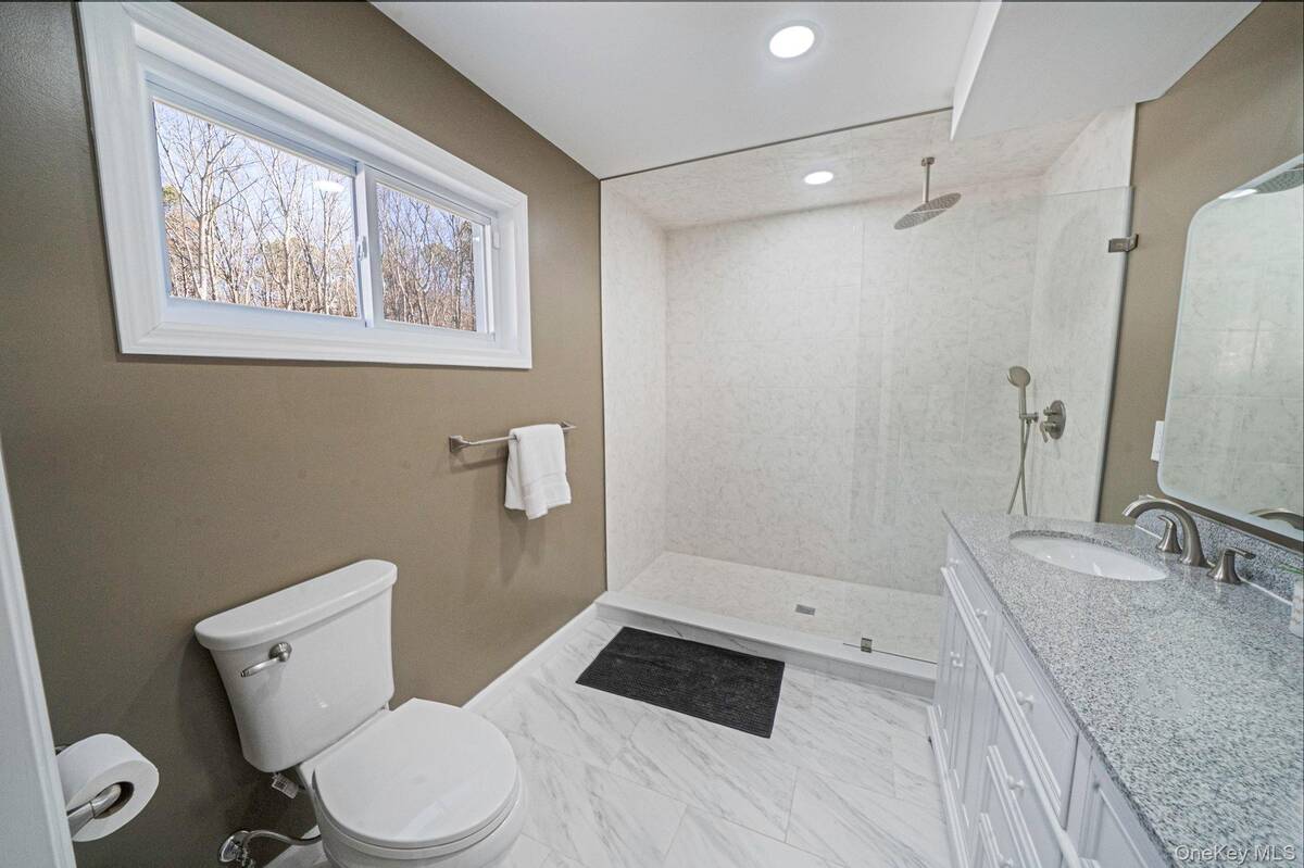 #12 photo, 17 Fairway Drive, Manorville , NY 11949