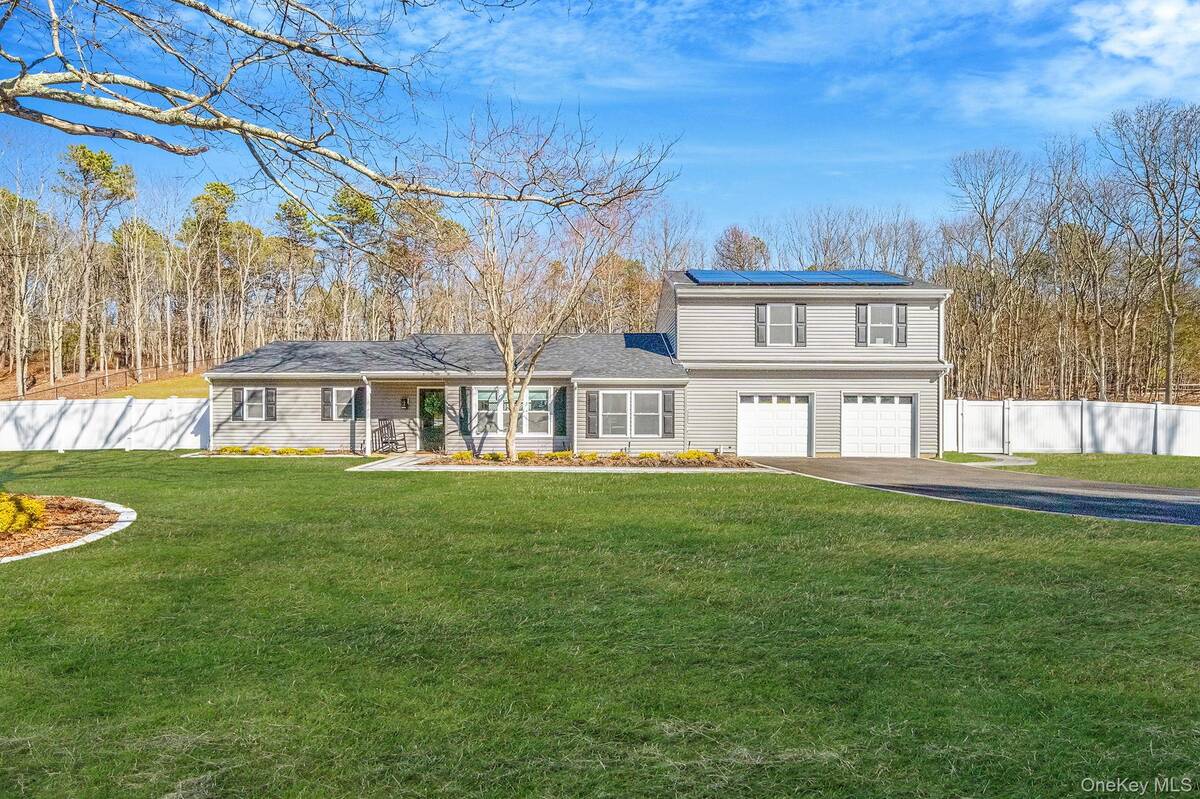 #2 photo, 17 Fairway Drive, Manorville , NY 11949