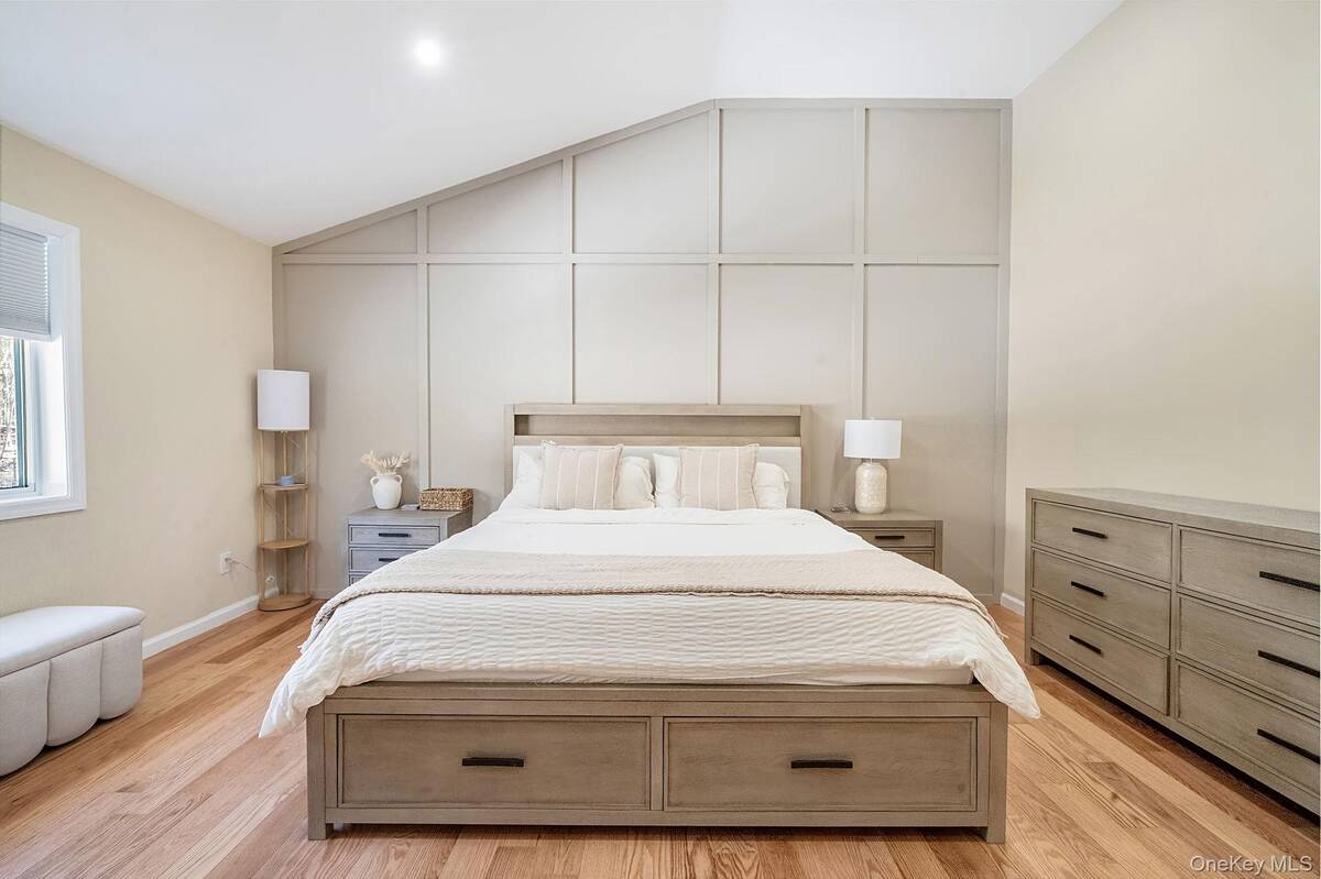 #30 photo, 17 Fairway Drive, Manorville , NY 11949