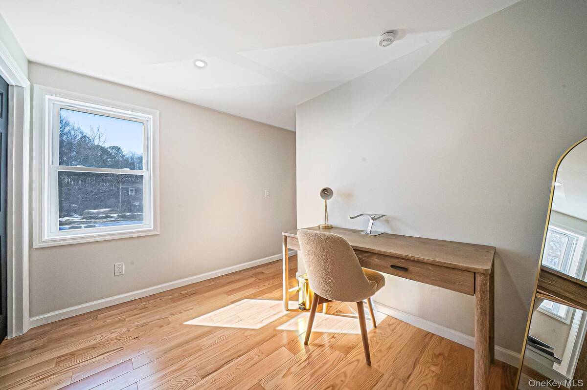 #40 photo, 17 Fairway Drive, Manorville , NY 11949