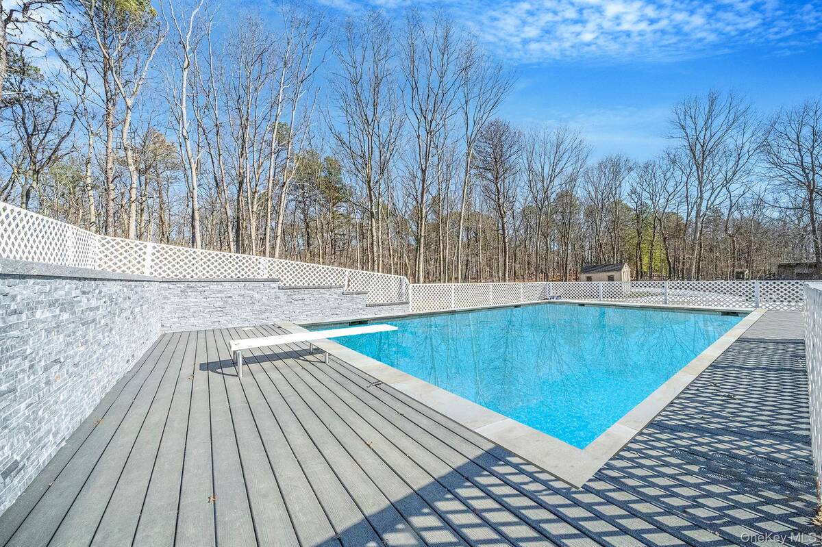 #43 photo, 17 Fairway Drive, Manorville , NY 11949