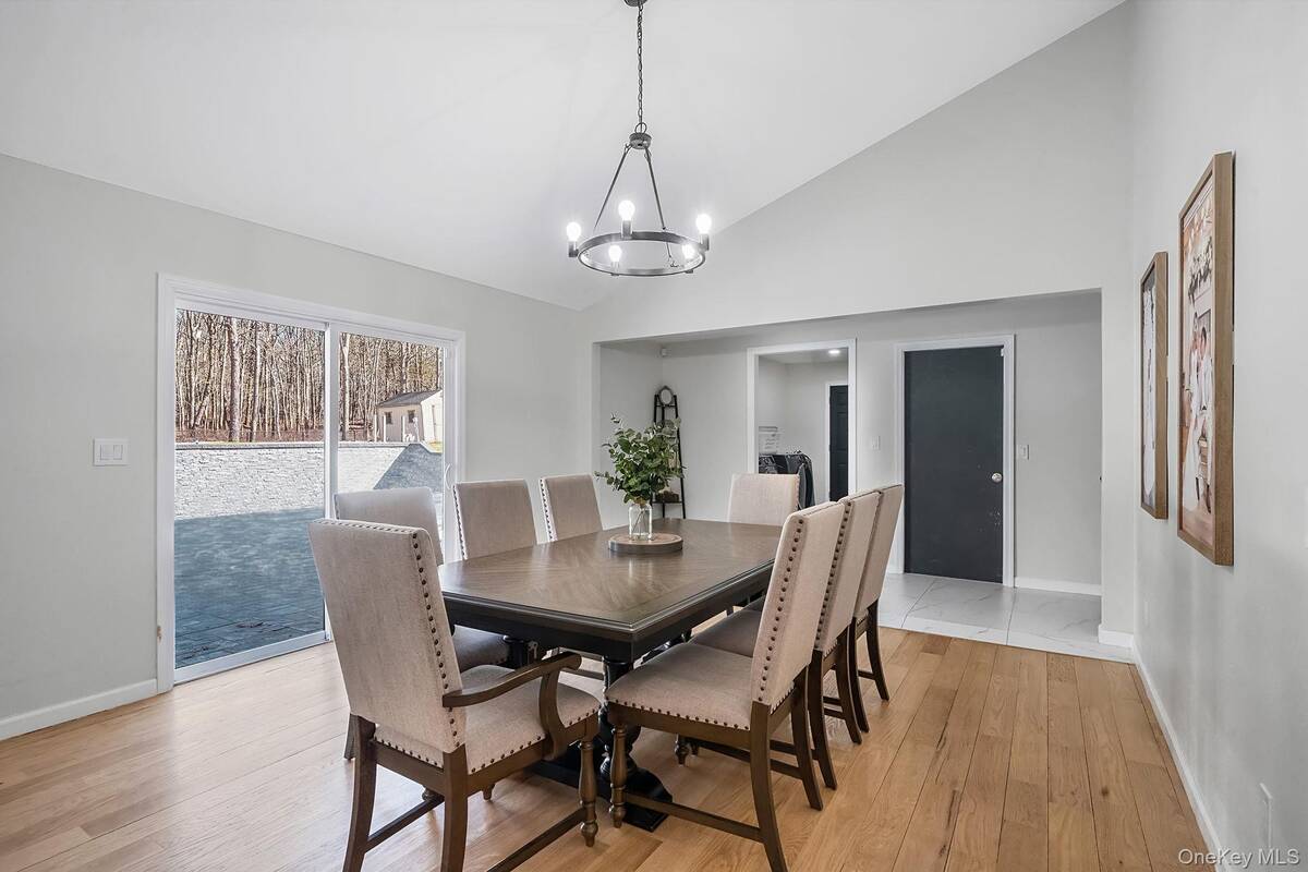 #9 photo, 17 Fairway Drive, Manorville , NY 11949