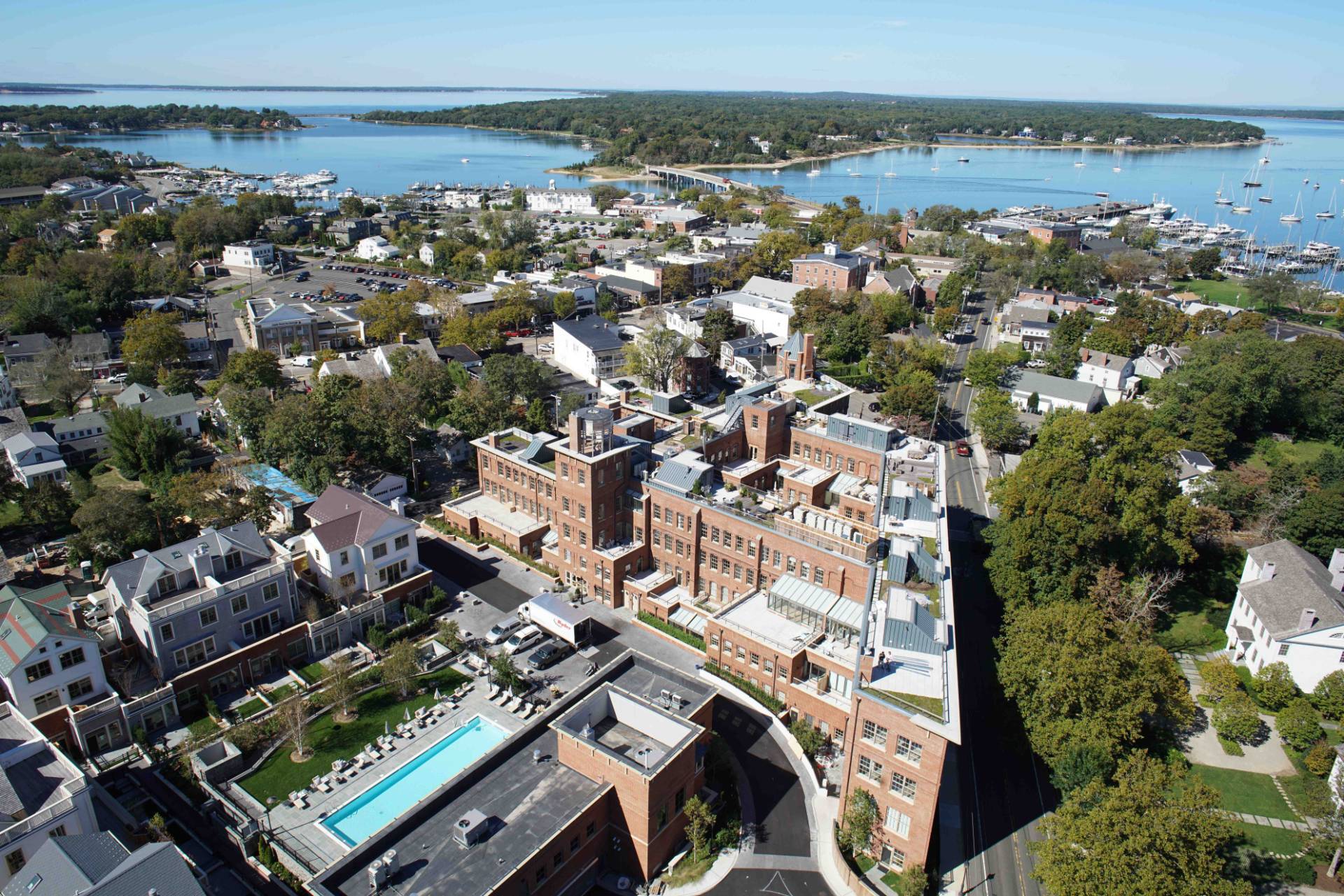 #13 photo, 15 CHURCH ST, #G-122, מחוז סאפוק Southampton , NY 11963