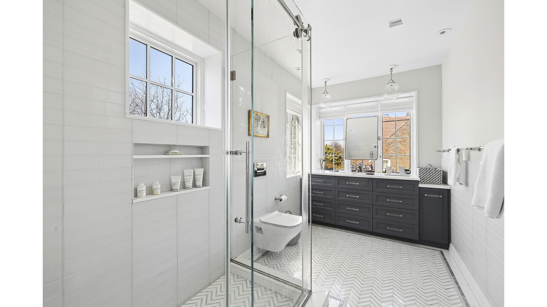 #16 photo, 205 PURITAN Avenue, كوينز Forest Hills , NY 11375