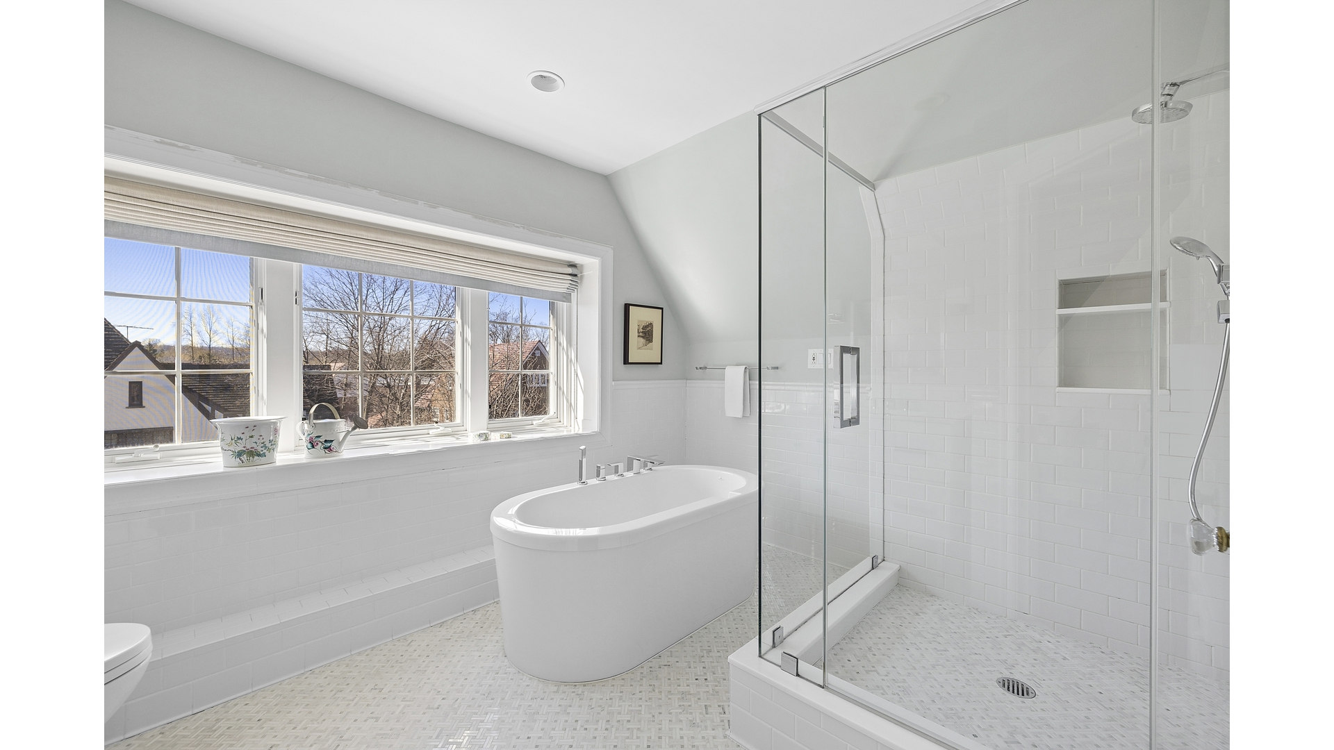 #19 photo, 205 PURITAN Avenue, كوينز Forest Hills , NY 11375