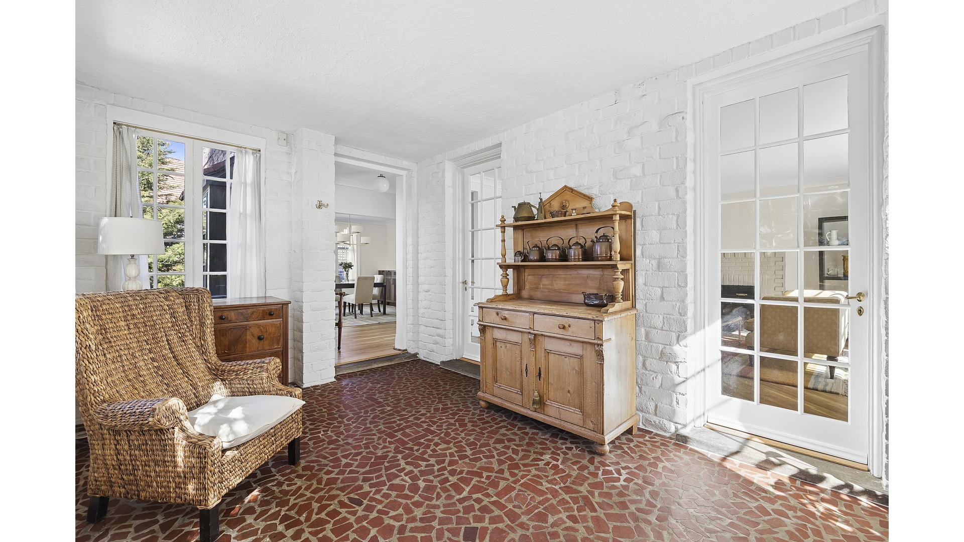 #5 photo, 205 PURITAN Avenue, كوينز Forest Hills , NY 11375