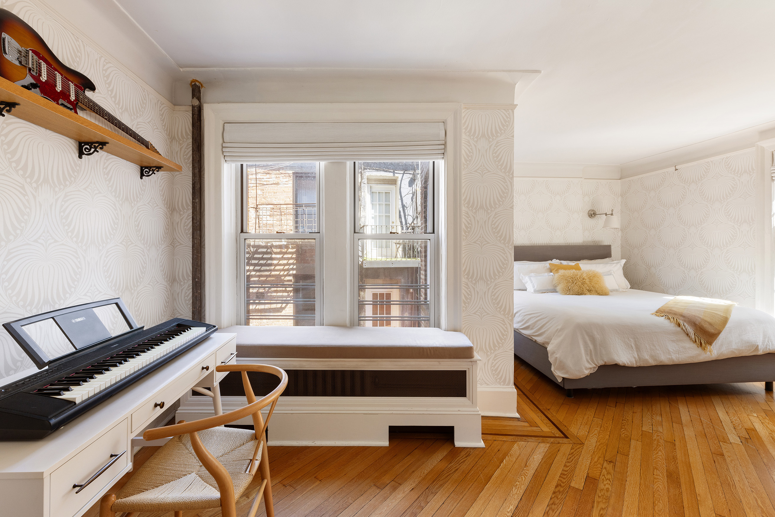 #8 photo, 104-106 Bedford Street, West Village , NY 10014