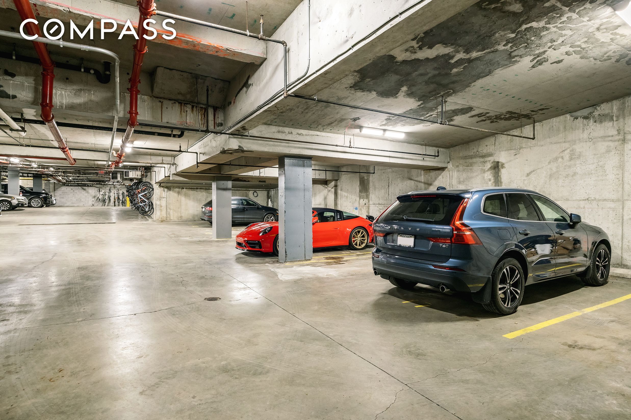 #12 photo, 26 Broadway, Williamsburg , NY 11249