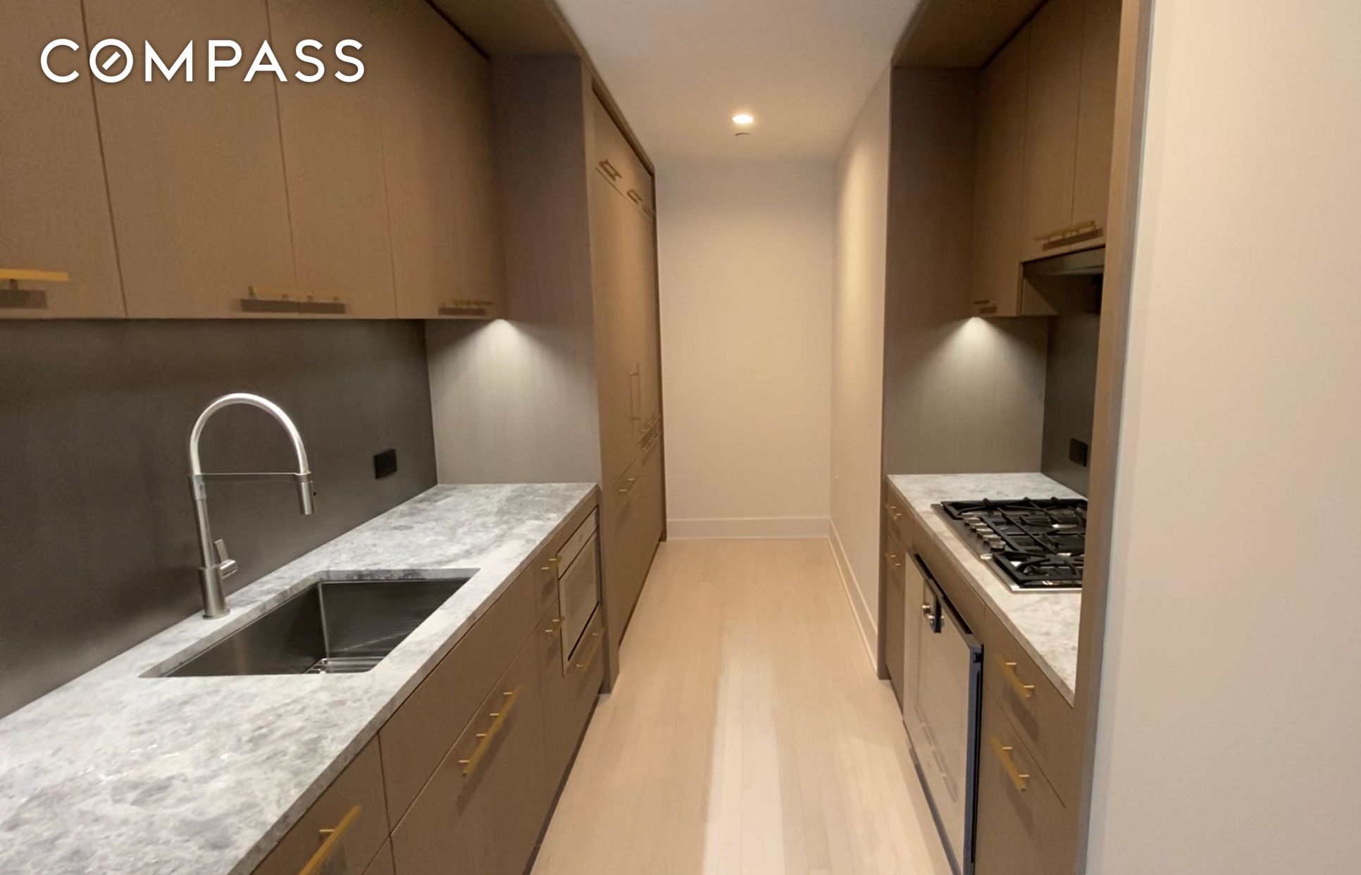 #4 photo, 91 Leonard Street, Tribeca , NY 10013