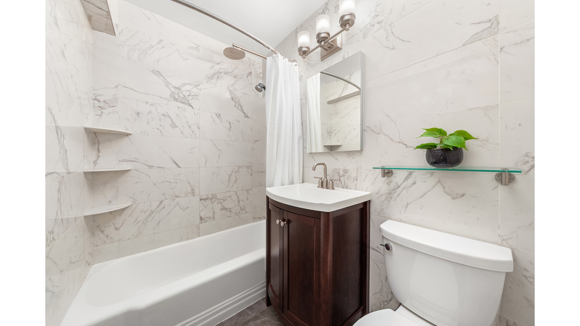 #7 photo, 333 E 14TH Street, मैनहटन Gramercy Park , NY 10003