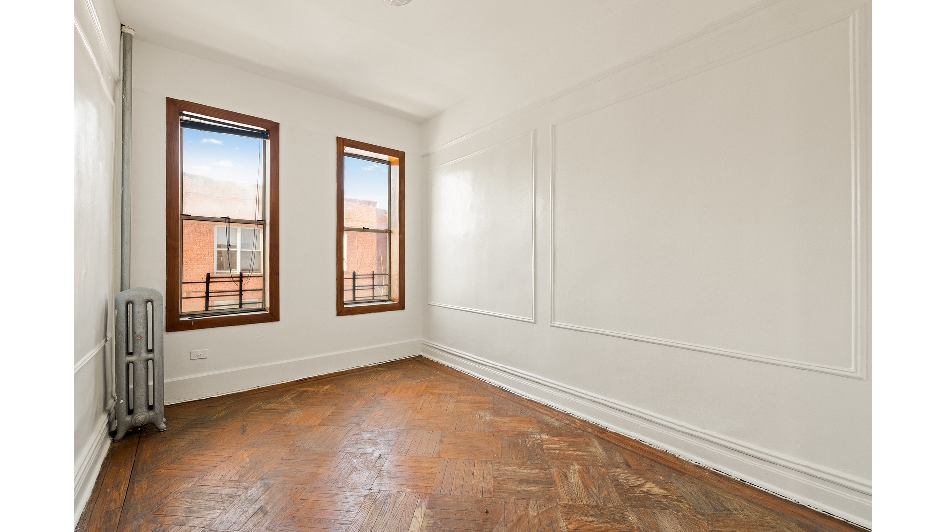 #4 photo, 170 E 96TH Street, Brownsville , NY 11212