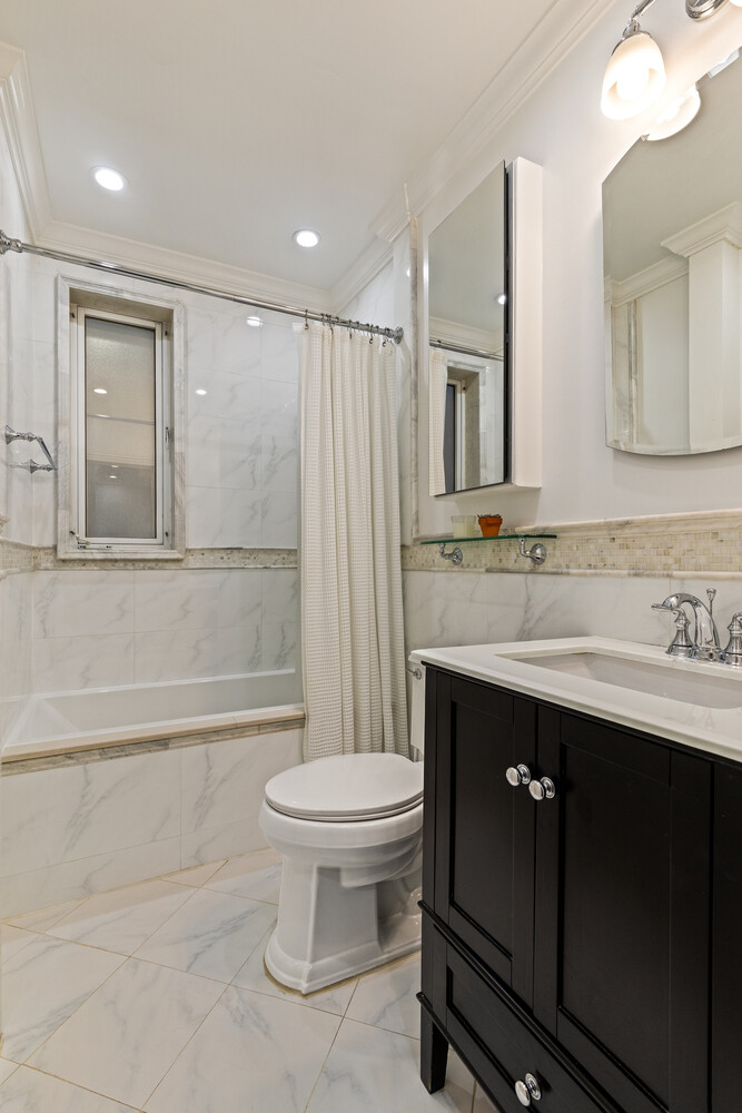 #13 photo, 357 W 55TH Street, 曼哈頓 中城西区 Hell's Kitchen , NY 10019