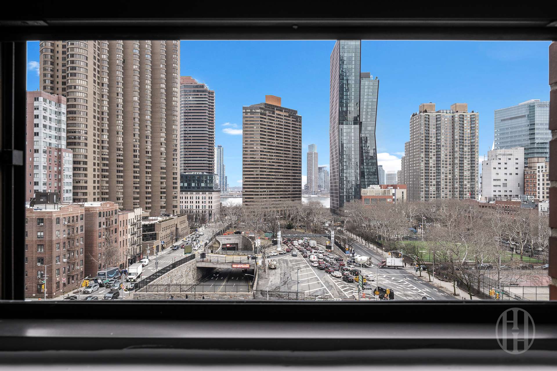 #9 photo, 225 E 36th Street, Murray Hill , NY 10016