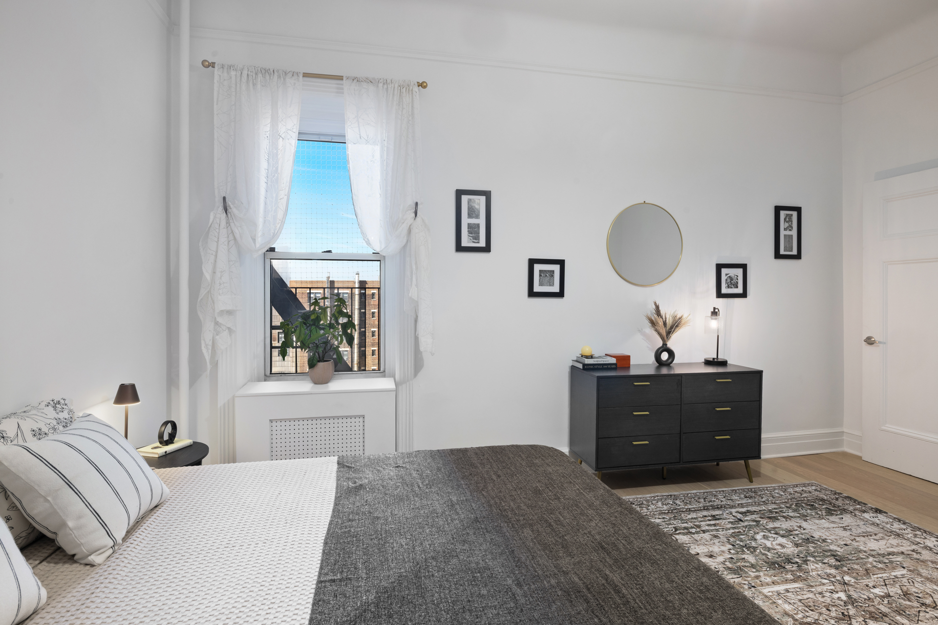 #5 photo, 300 W 109TH Street, Upper West Side , NY 10025