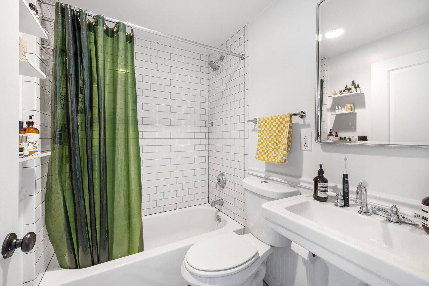 #14 photo, 289 MACON Street, Stuyvesant Heights , NY 11216