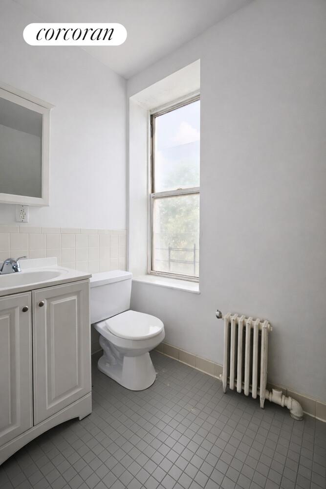 #12 photo, Brooklyn, ब्रुकलीन Williamsburg , NY 11211