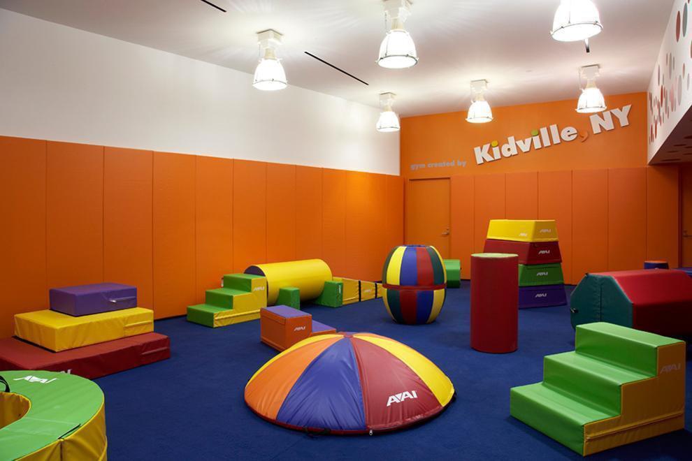 #16 photo, New York City, Lincoln Square , NY 10069