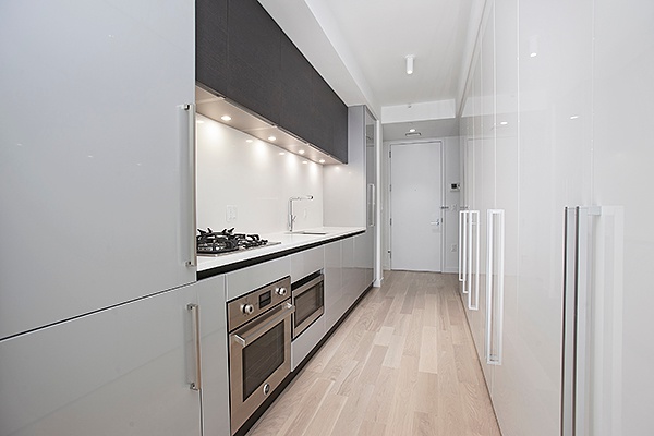 #1 photo, 540 W 49th Street, מנהטן Hell's Kitchen , NY 10019