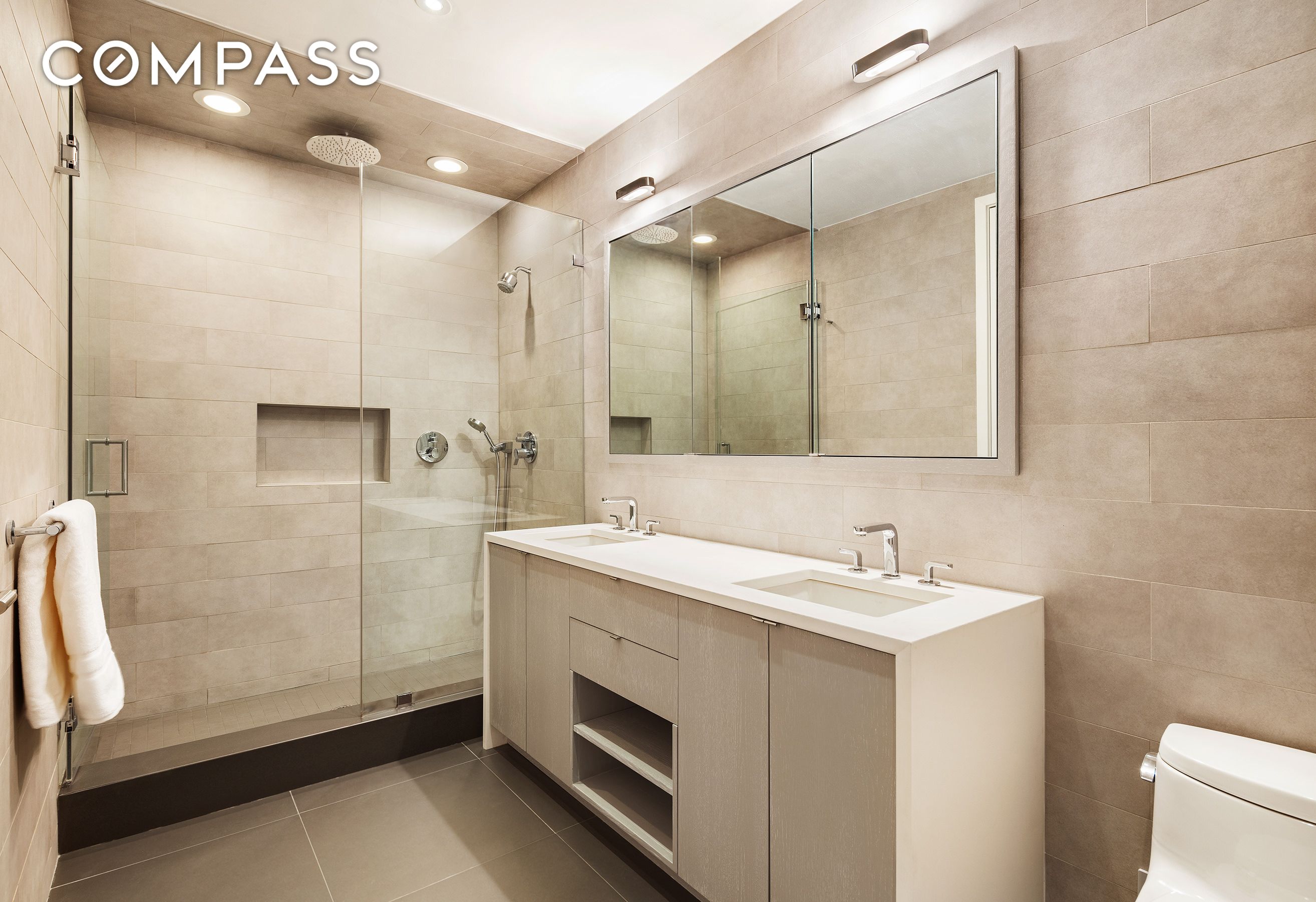 #12 photo, 49 E 21st Street, 맨해튼 Flatiron , NY 10010