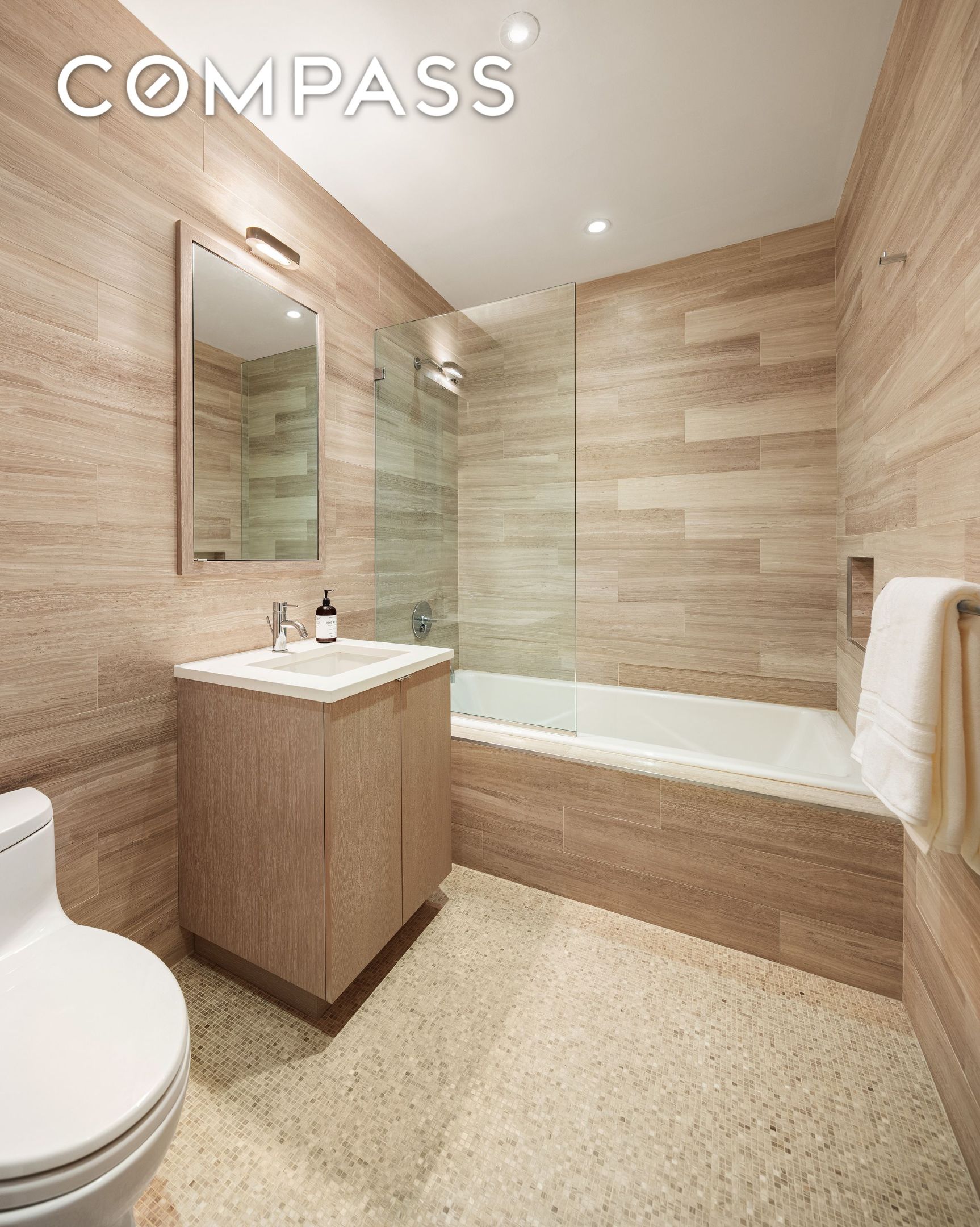 #16 photo, 49 E 21st Street, 맨해튼 Flatiron , NY 10010