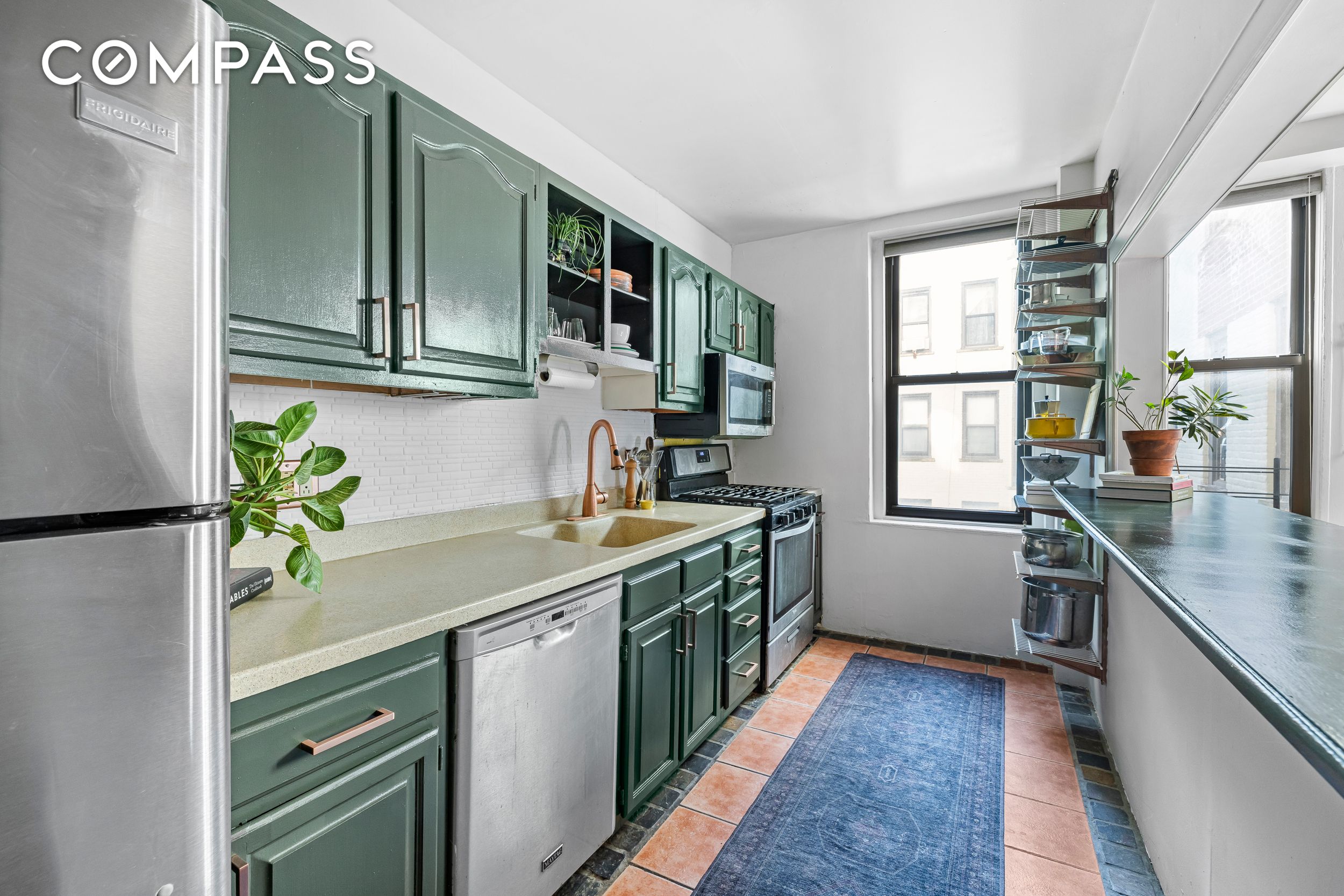 #4 photo, 7901 4th Avenue, הברונקס Bay Ridge , NY 11209