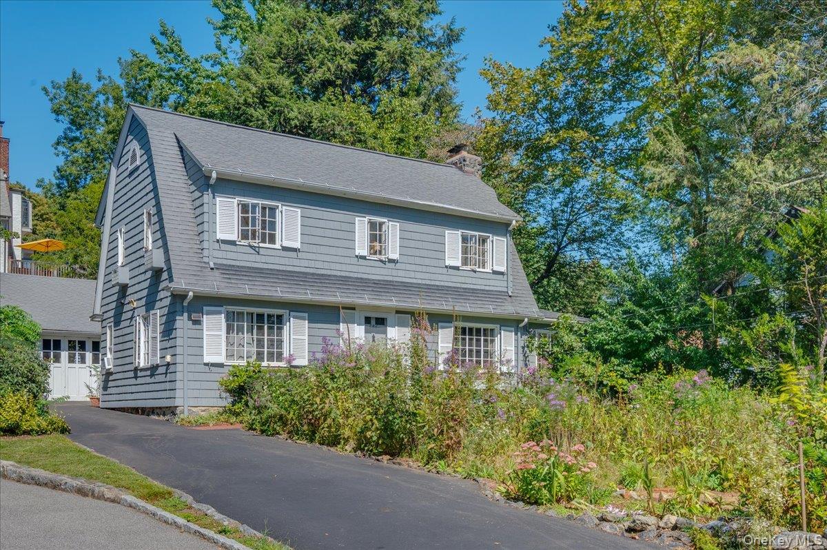 #2 photo, 686 Forest Avenue, Larchmont , NY 10538