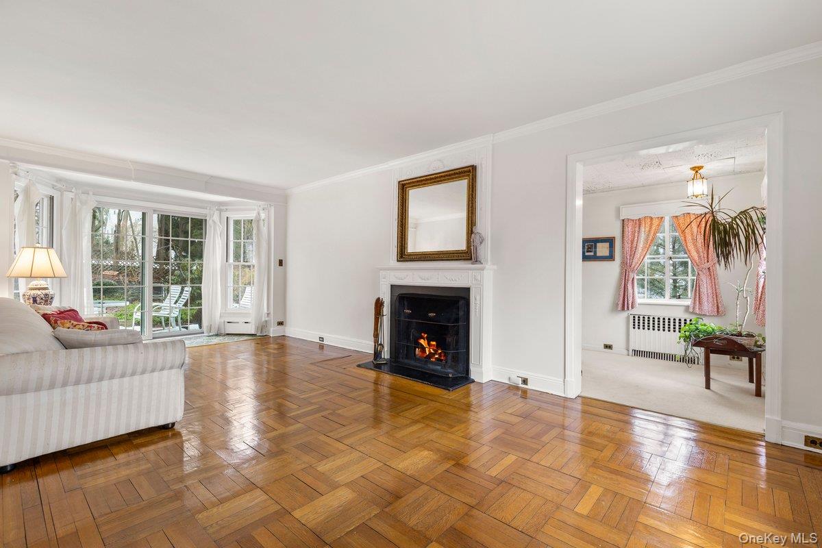 #8 photo, 686 Forest Avenue, Larchmont , NY 10538