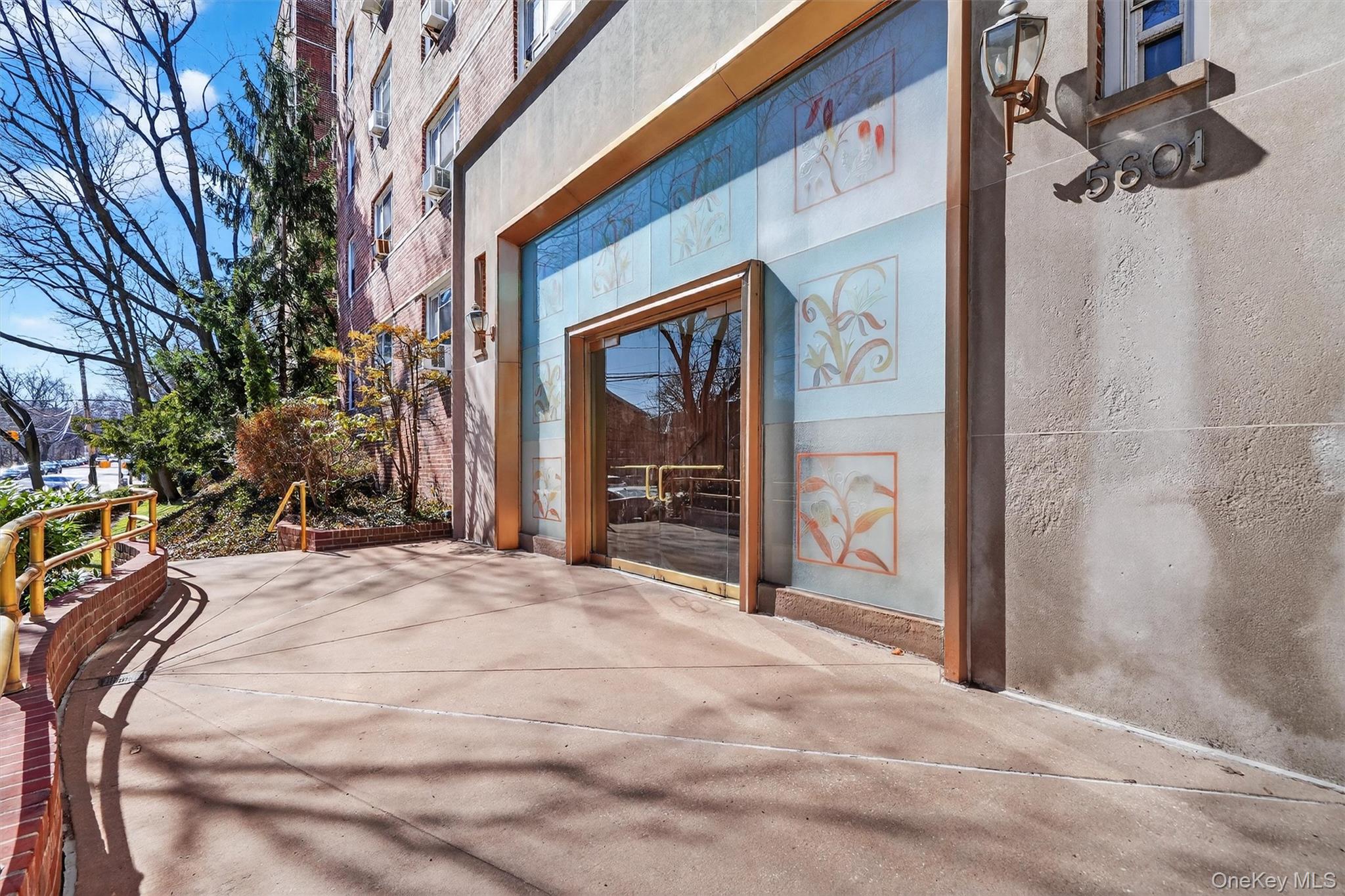 #3 photo, 5601 Riverdale Avenue, ब्रोंक्स Bronx , NY 10471